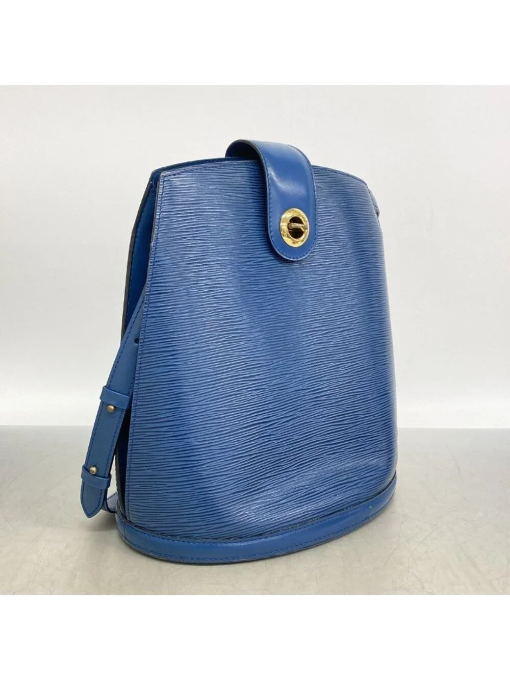 Louis Vuitton Shoulder Bag Epi Cluny Toledo Blue